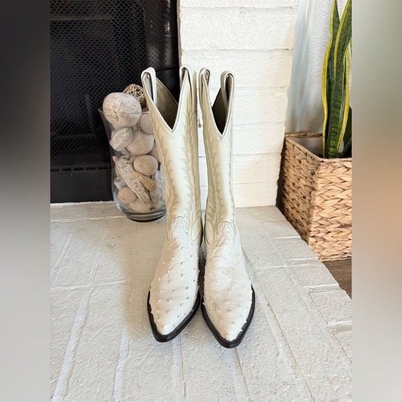 Tony Lama Shoes - Tony Lama "Winter White" Full Quill Ostrich 6.5 M Women’s Bone  Boots